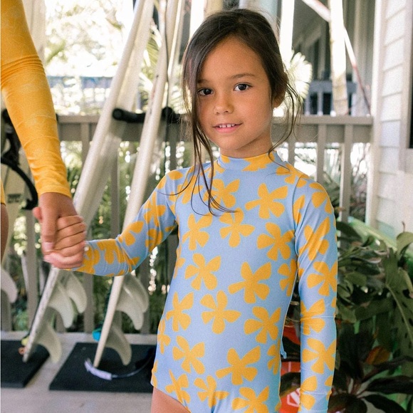 Girls Of One Sea Light Swimsuit - Blue Plumeria Long Sleeve Zip Up - Picture 1 of 3